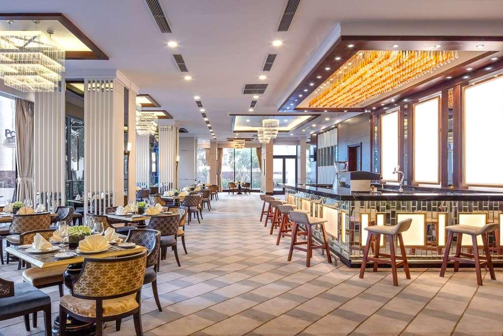 Hotel Melia Vinpearl Nha Trang Empire Restauracja zdjęcie
